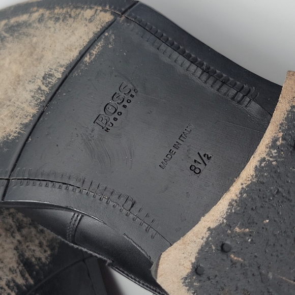 Hugo Boss size 8.5 black men's dress shoe - Picture 5 of 11